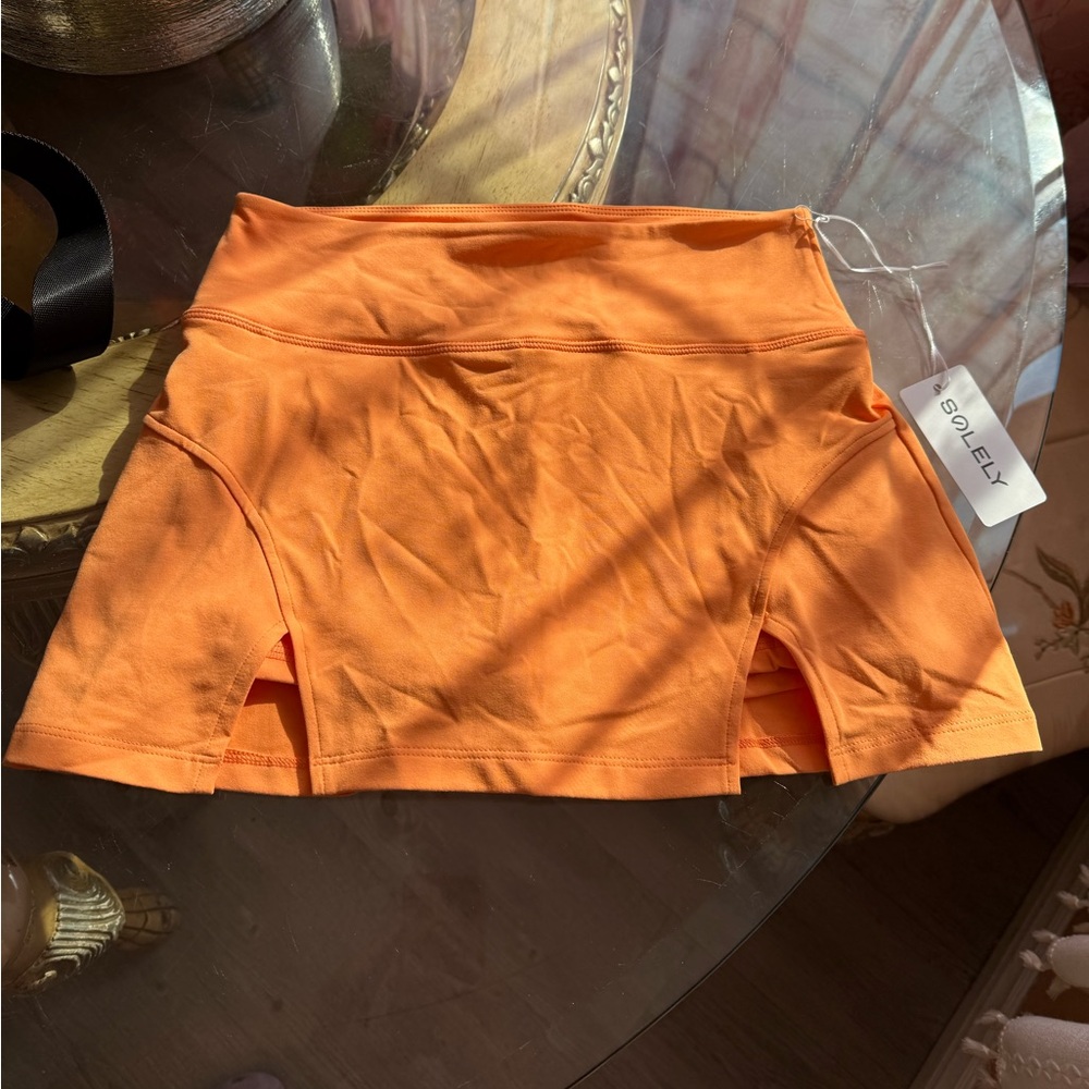 Solely skort